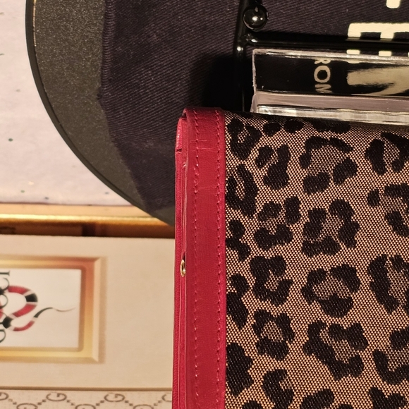 Vintage Fendi Leopard Print Canvas/Leather Kisslock Bifold Wallet & Dust Bag - Picture 11 of 16